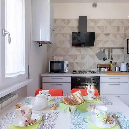 Como Holiday Home Appartamento Ideale Per Famiglie Exterior photo